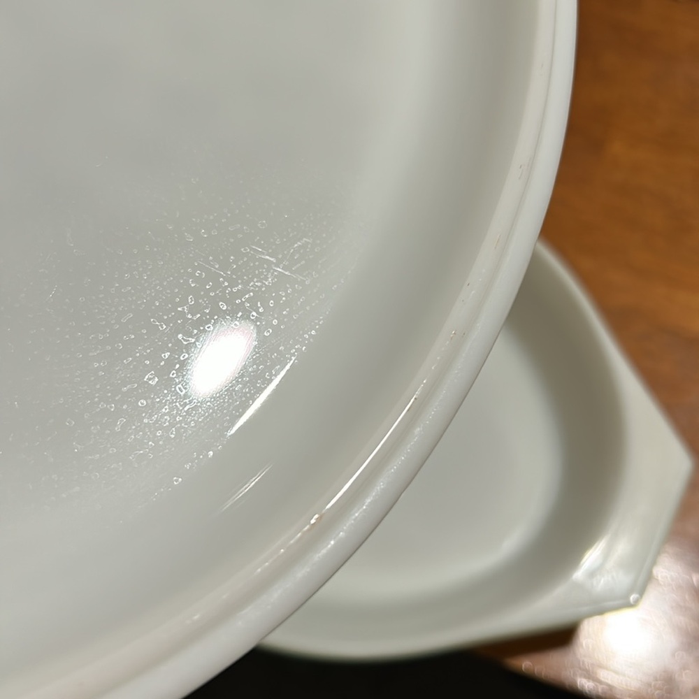 Pyrex Verde 1.5 quart Cinderella divided dish - Picture 6 of 11